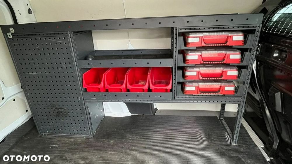 Ford Transit Connect - 17