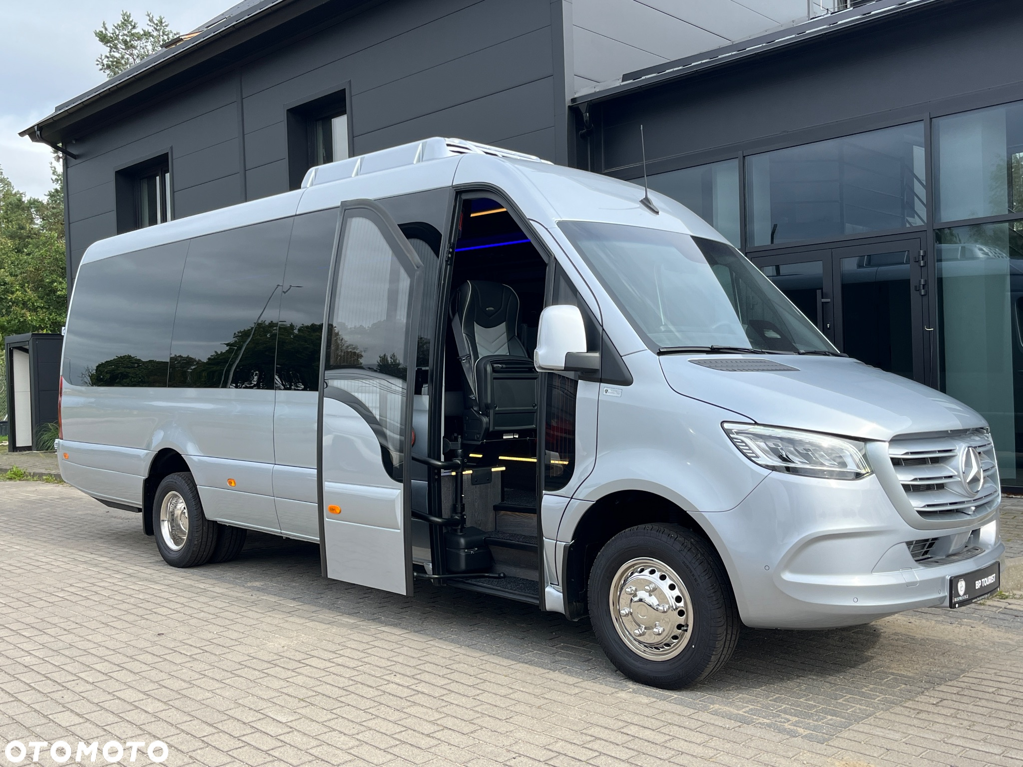 Mercedes-Benz Sprinter 519 - 9
