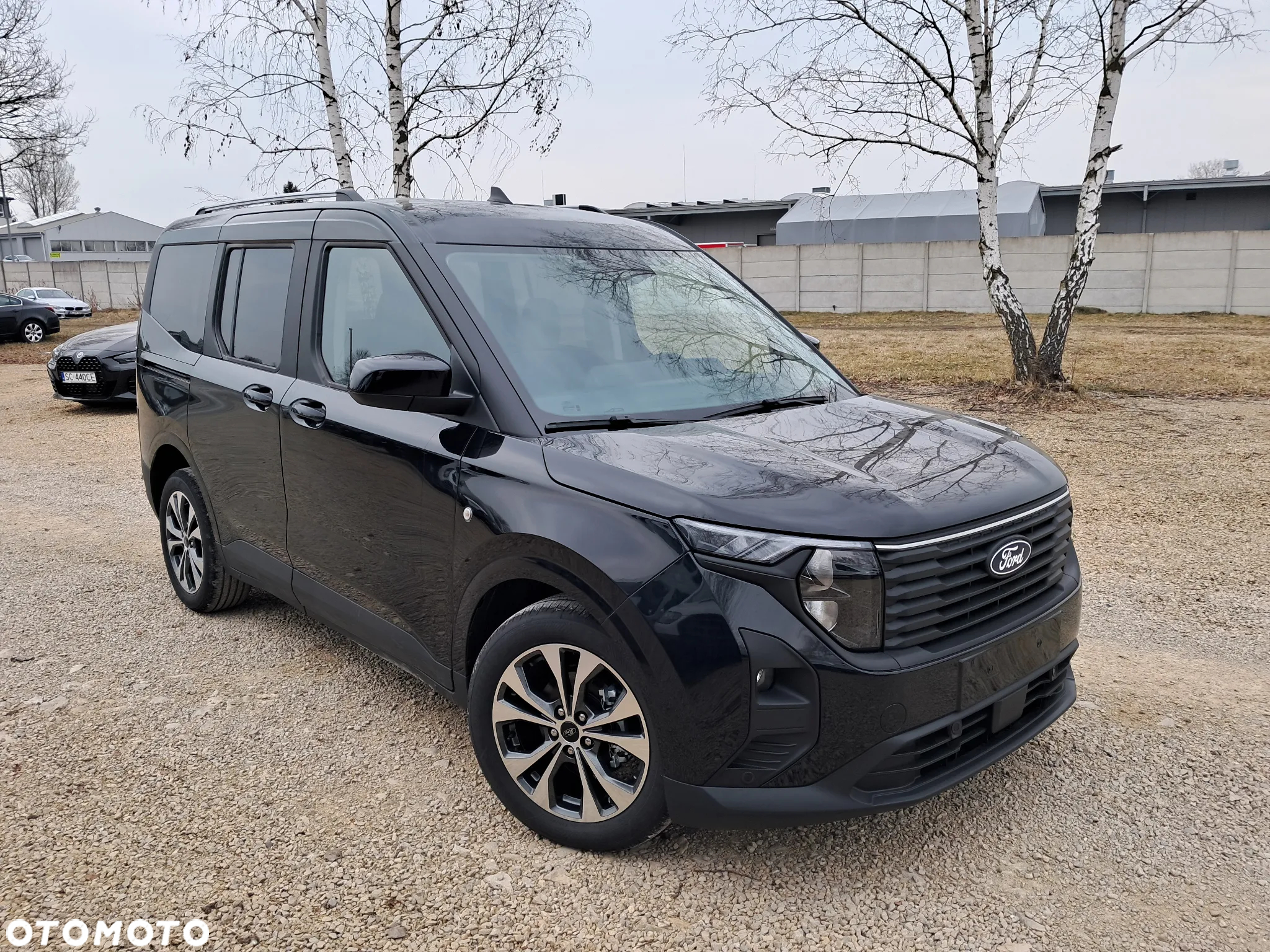 Ford Tourneo Courier 1.0 EcoBoost Titanium - 3