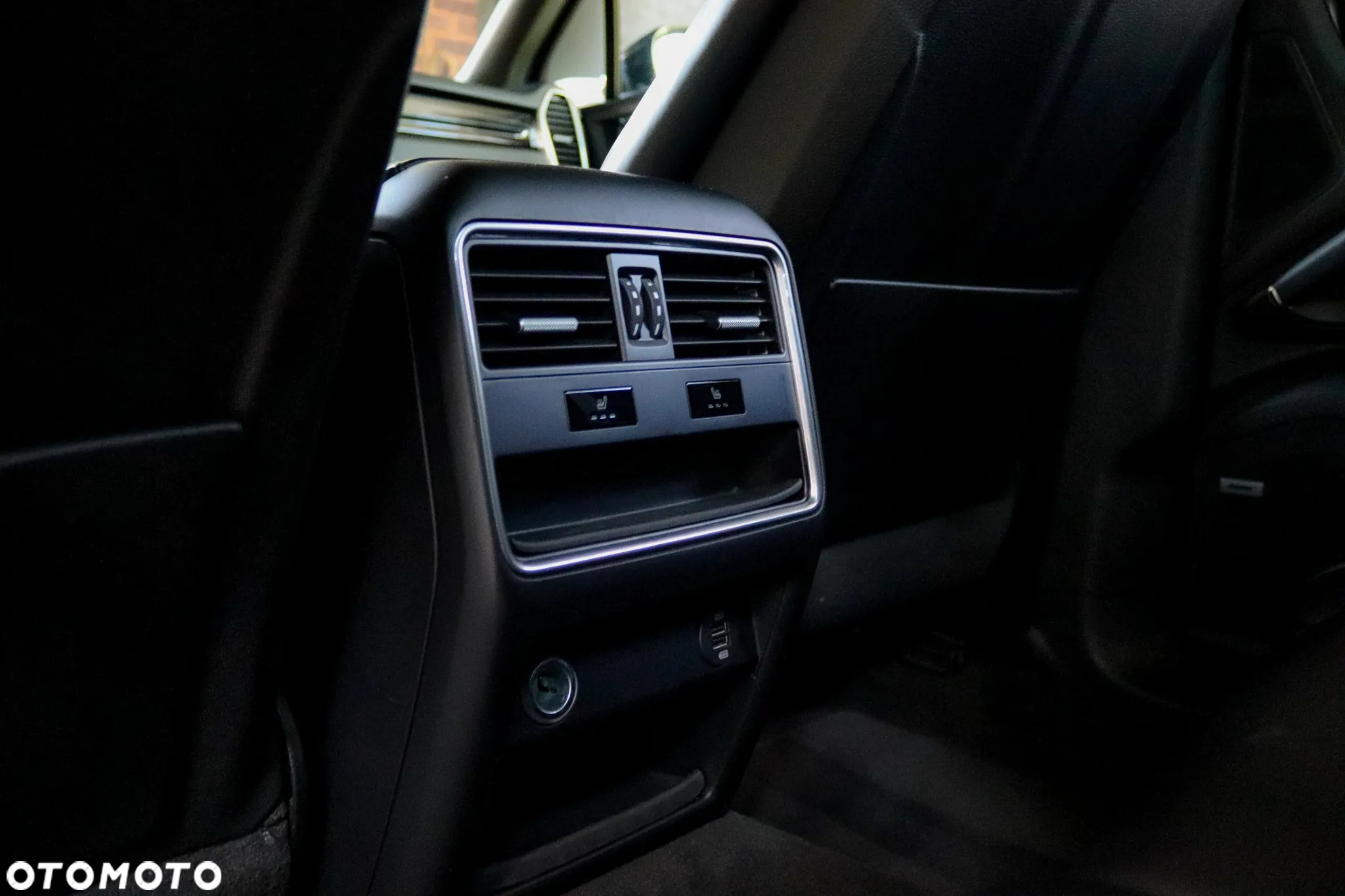 Porsche Cayenne - 16
