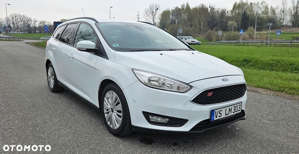 Ford Focus 1.6 TDCi DPF Start-Stopp-System SYNC Edition - 8