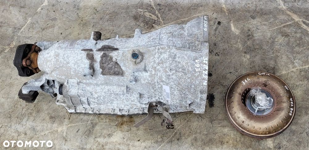 SKRZYNIA BIEGÓW AUTOMAT KONWERTER BMW E61 N52B25 6HP19 N52 2.5B 7547900 C31 - 1