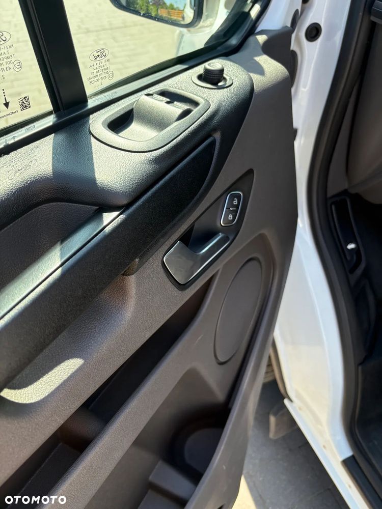 Ford Transit Custom - 10