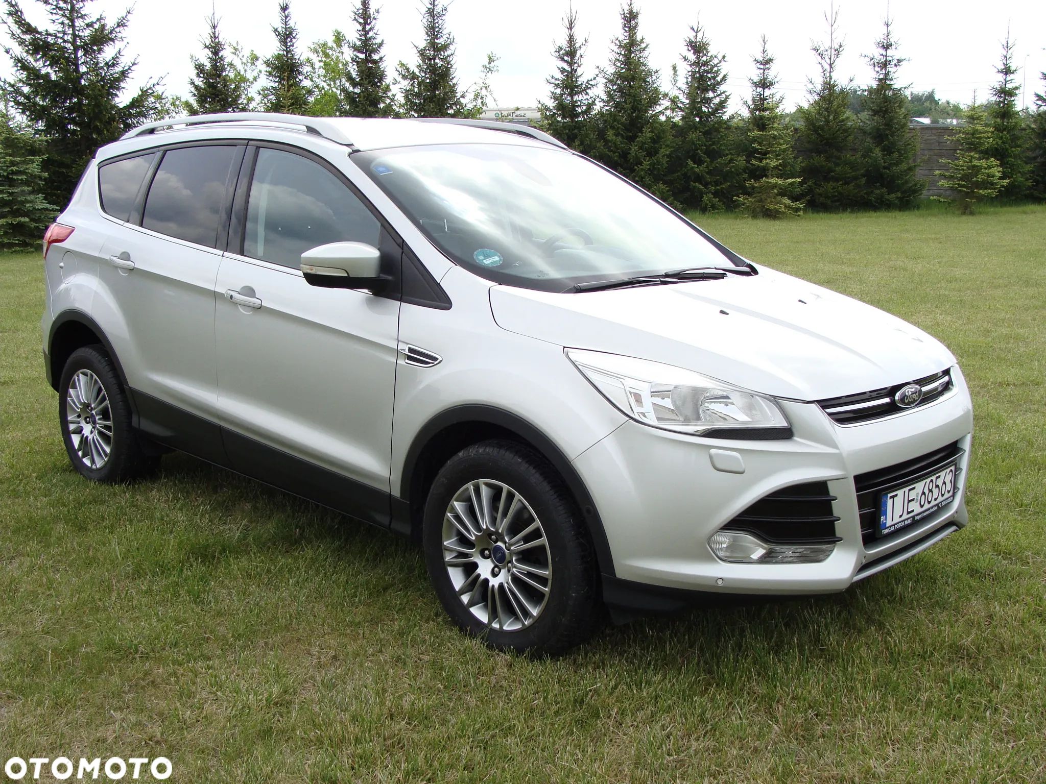 Ford Kuga 2.0 TDCi 2x4 Titanium - 1