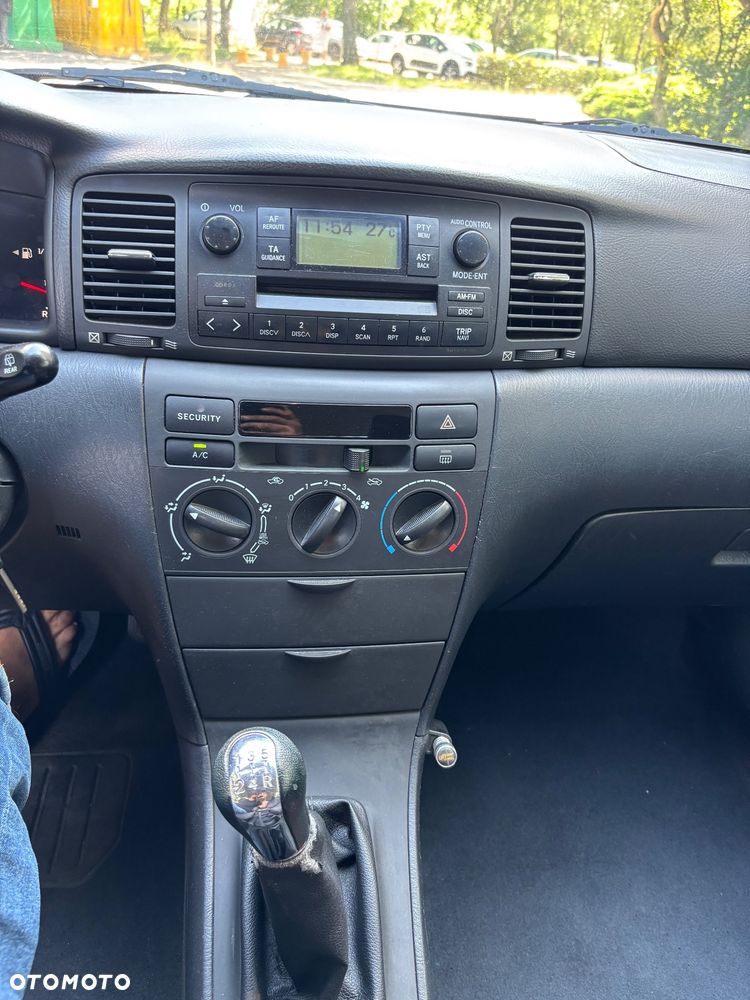 Toyota Corolla 1.4 VVT-i Base - 22