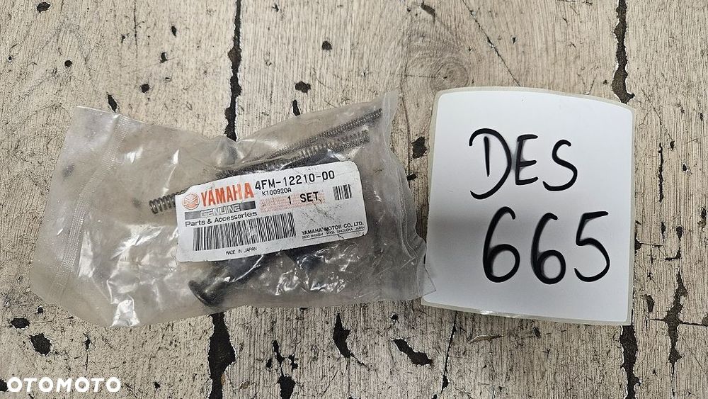Napinacz łańcucha rozrządu Yamaha YZF750R  4FM-12210-00 - 1