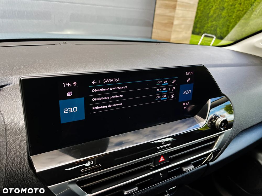 Citroën C4 PureTech 130 Stop&Start FEEL PACK - 28