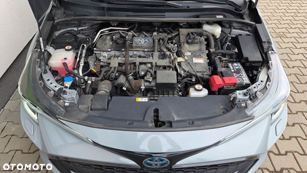 Toyota Corolla 1.8 Hybrid Executive - 28