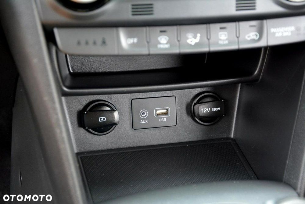 Hyundai Kona 1.6 T-GDI DCT Style - 29