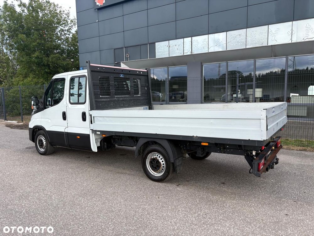 Iveco Daily 35S180, 3.0 180KM, Doka 7-os,  Zadbany - 4