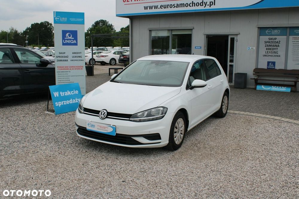 Volkswagen Golf - 2