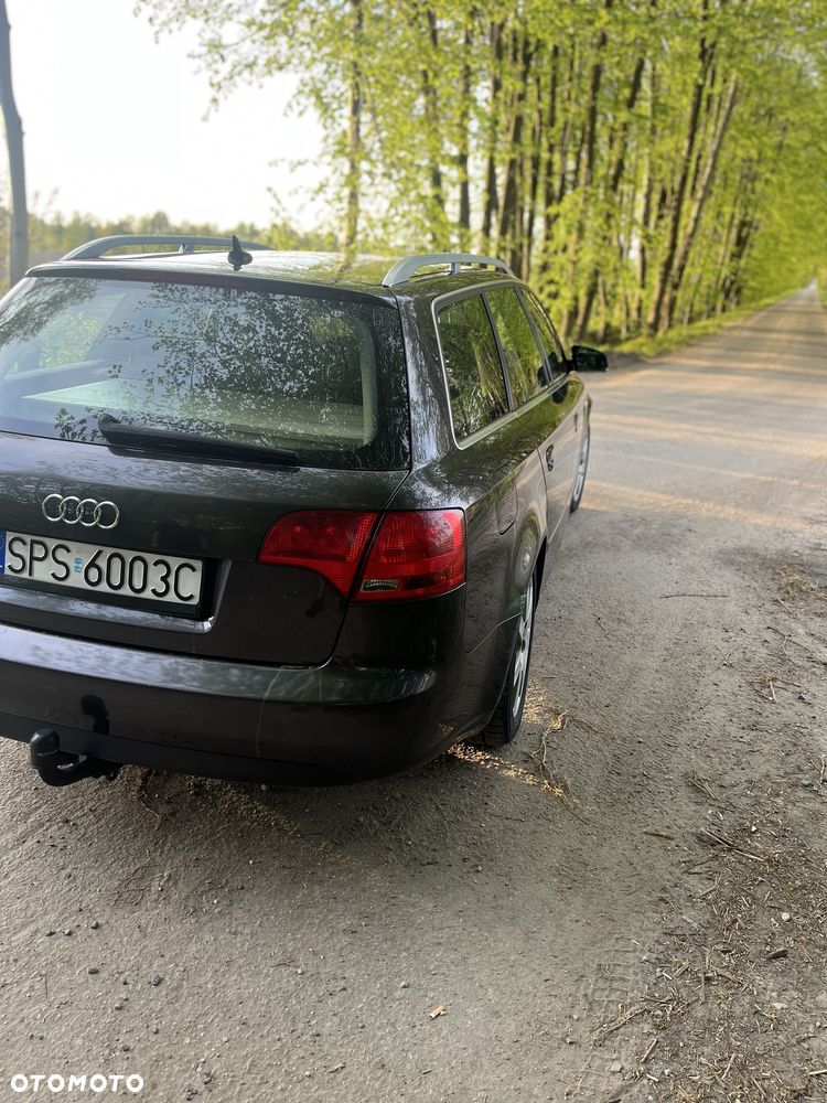 Audi A4 Avant - 4