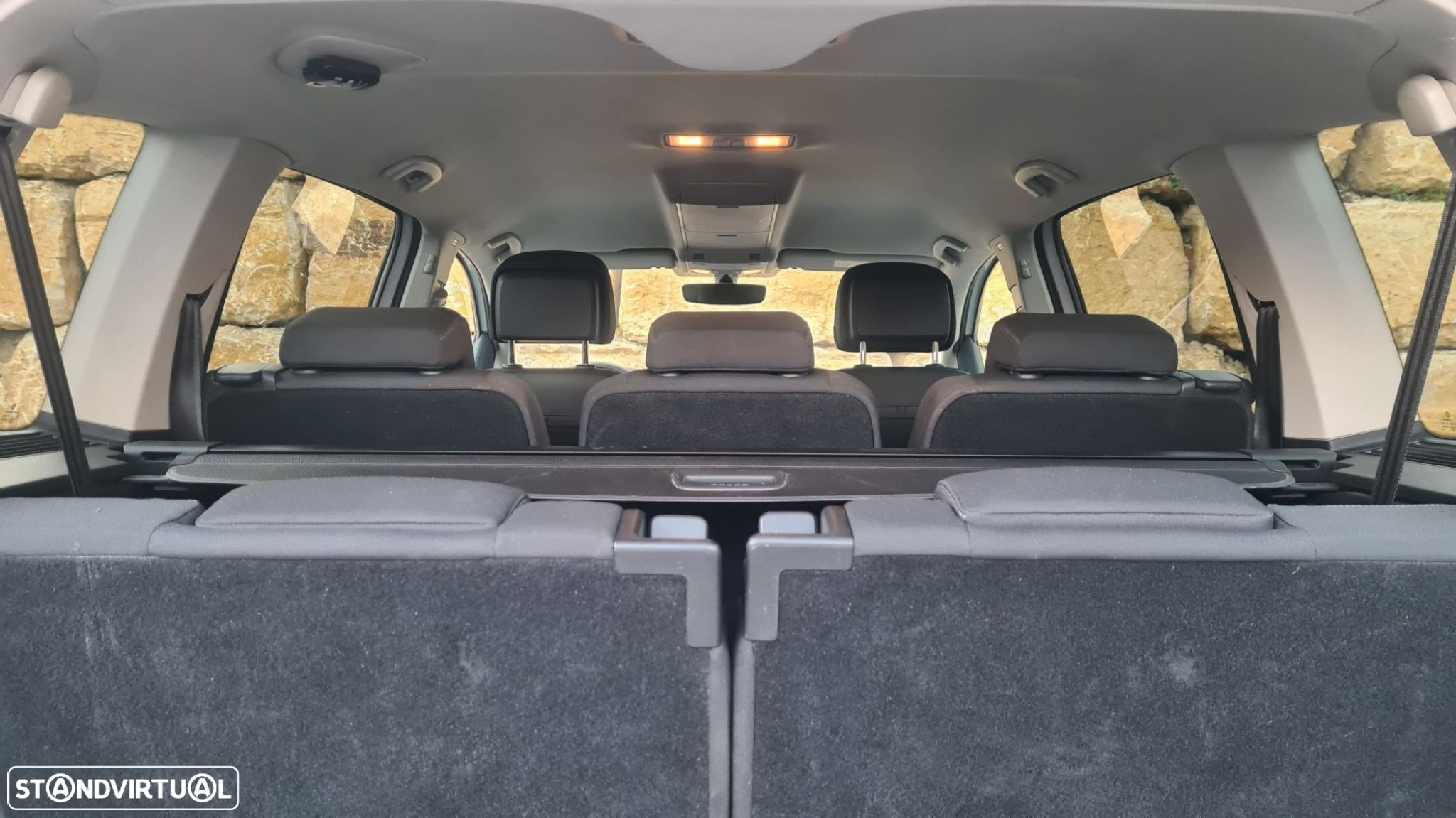 VW Touran 1.6 TDI Confortline DSG - 52