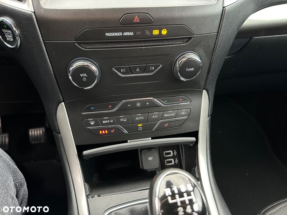 Ford S-Max 2.0 TDCi Titanium - 33