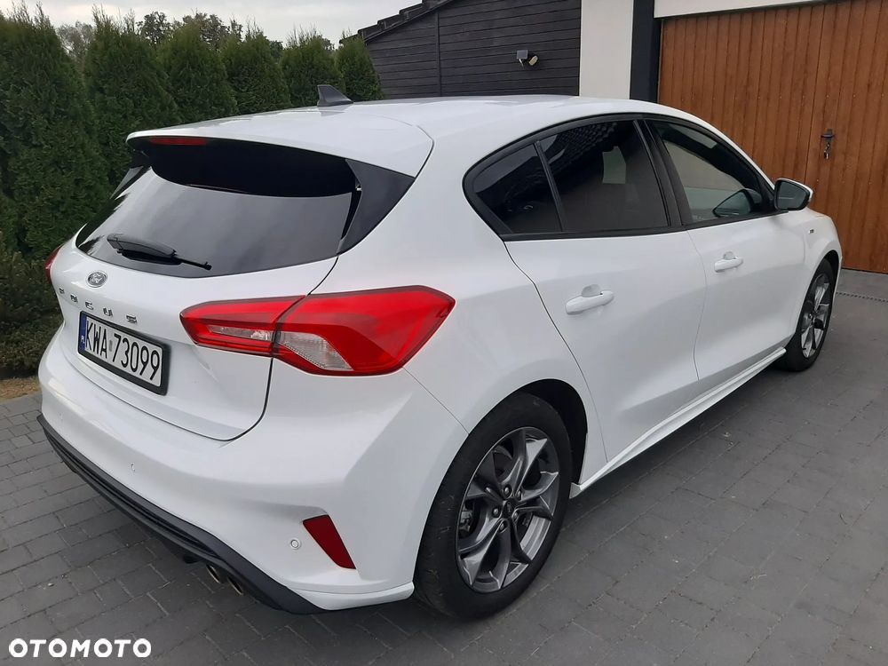 Ford Focus 1.0 EcoBoost ST-Line - 5