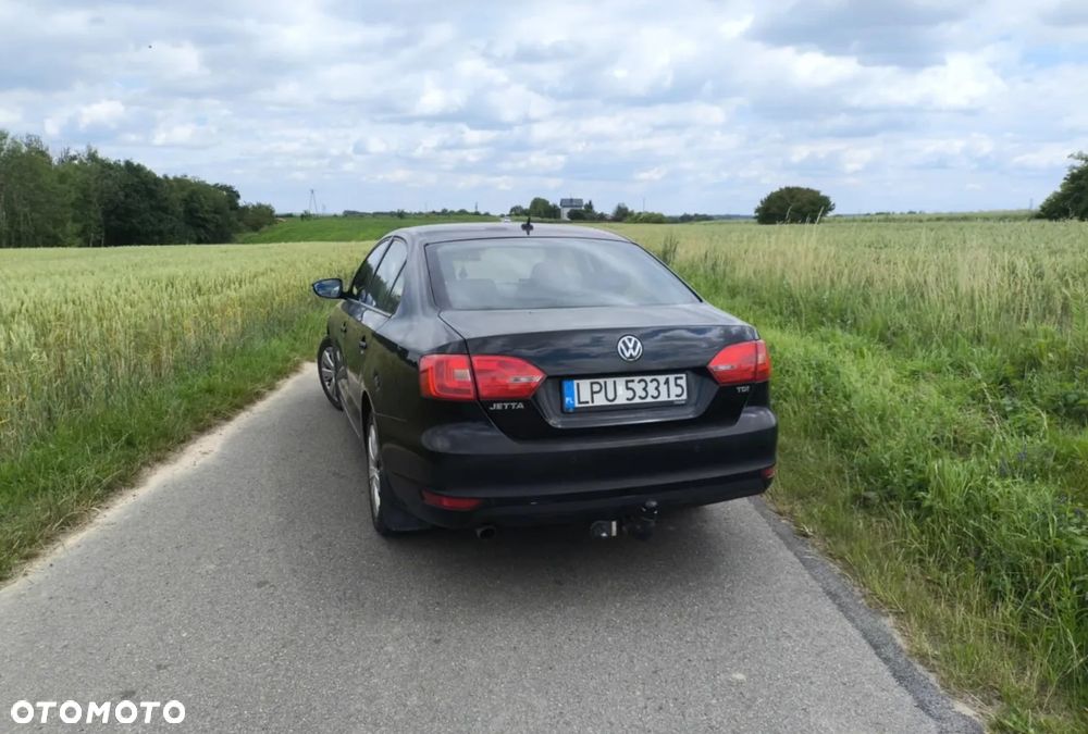 Volkswagen Jetta 1.6 TDI DPF Trendline - 3