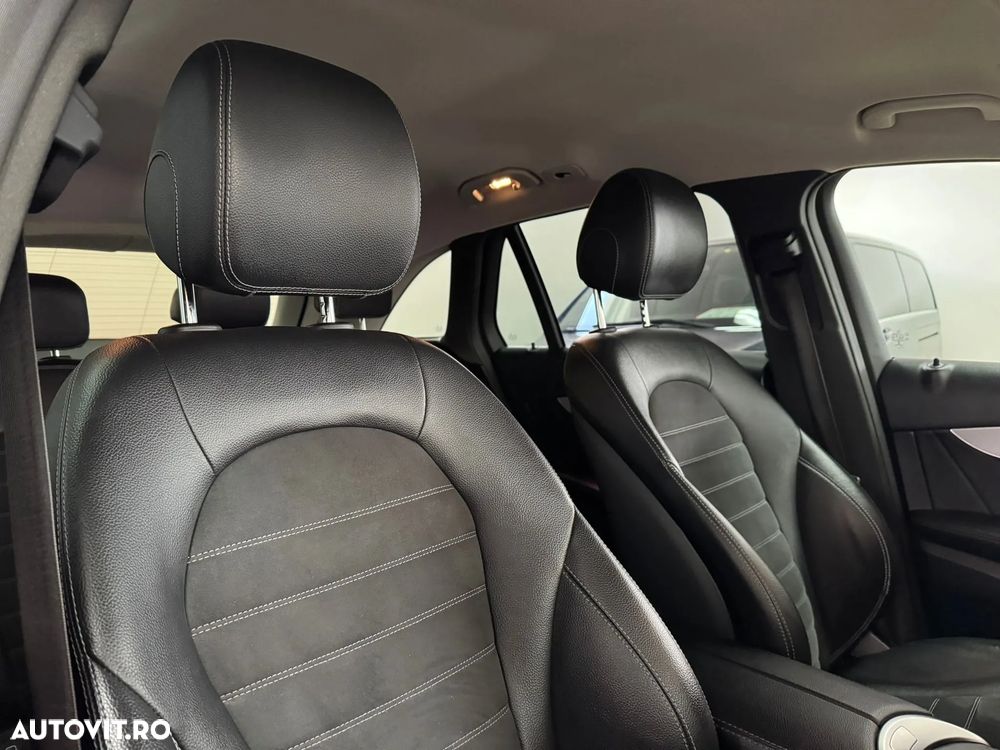 Mercedes-Benz GLC 300 e 4Matic 9G-TRONIC Edition AMG Line - 21