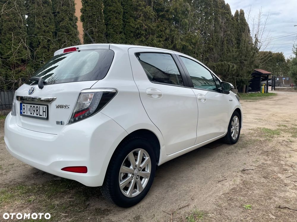Toyota Yaris - 32