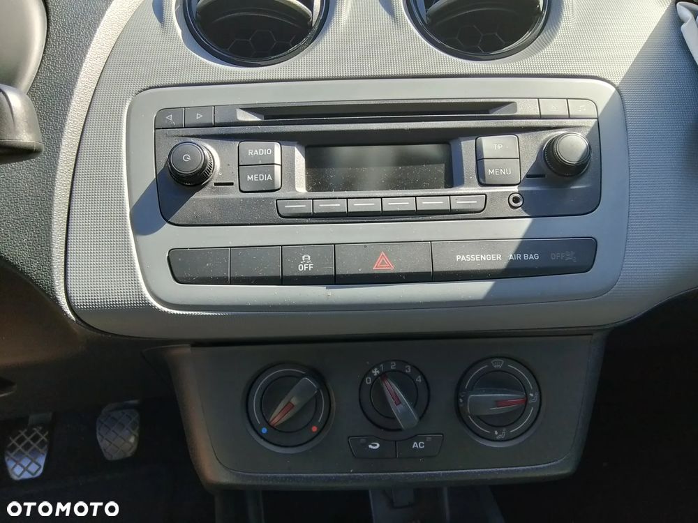 Seat Ibiza 1.2 12V Style - 27