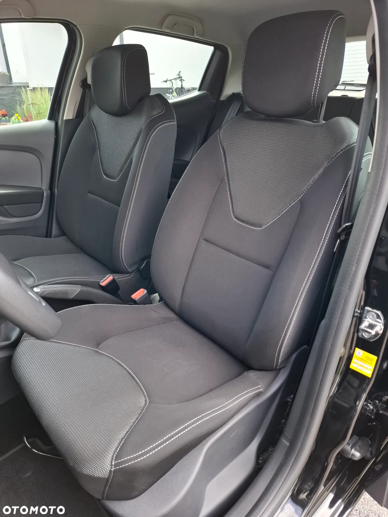 Renault Clio 0.9 TCe Limited - 26