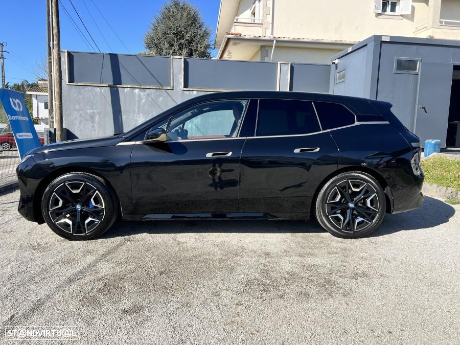 BMW iX xDrive 40 Pack Desportivo - 4