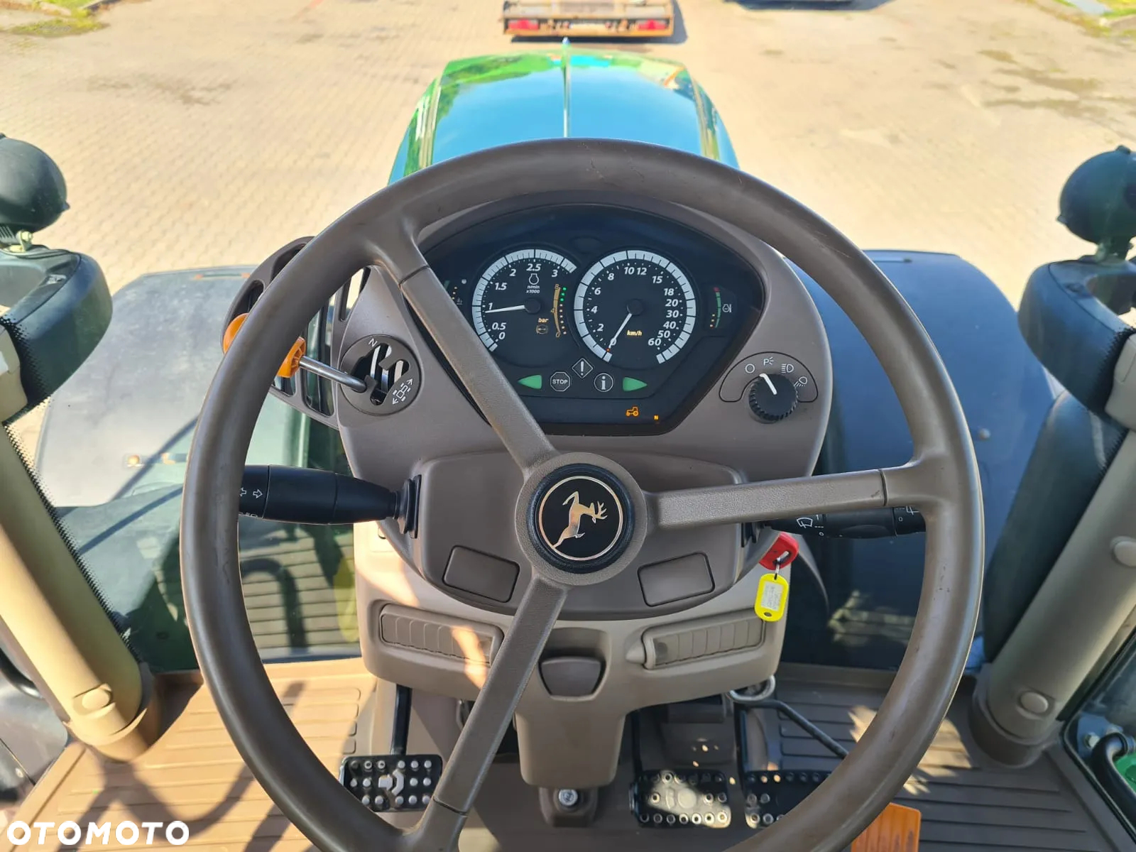 John Deere 6215R. GPS, 50km/h - 14