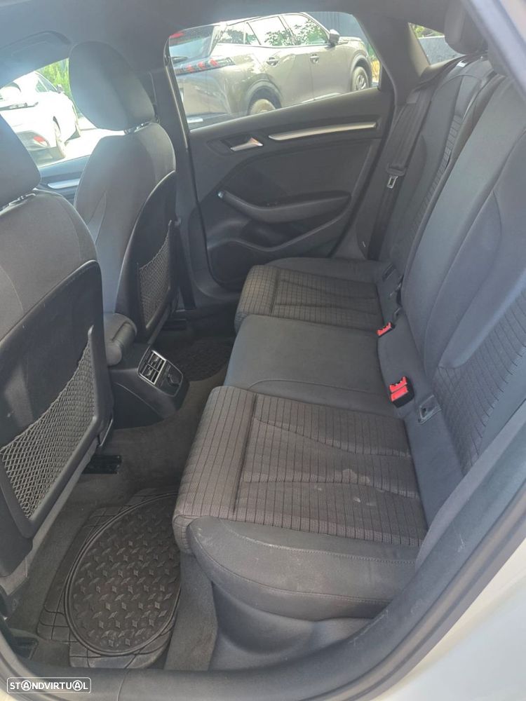 Audi A3 Limousine 1.6 TDI Sport - 28