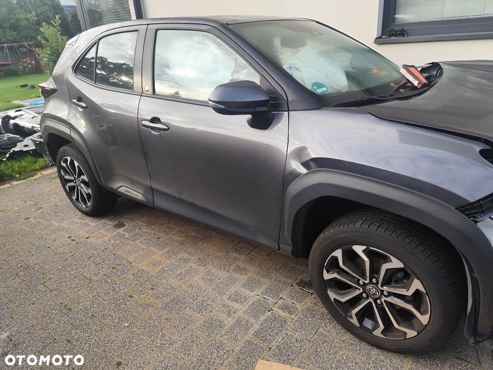 Toyota Yaris Cross Hybrid 1.5 VVT-i Team Deutschland - 3