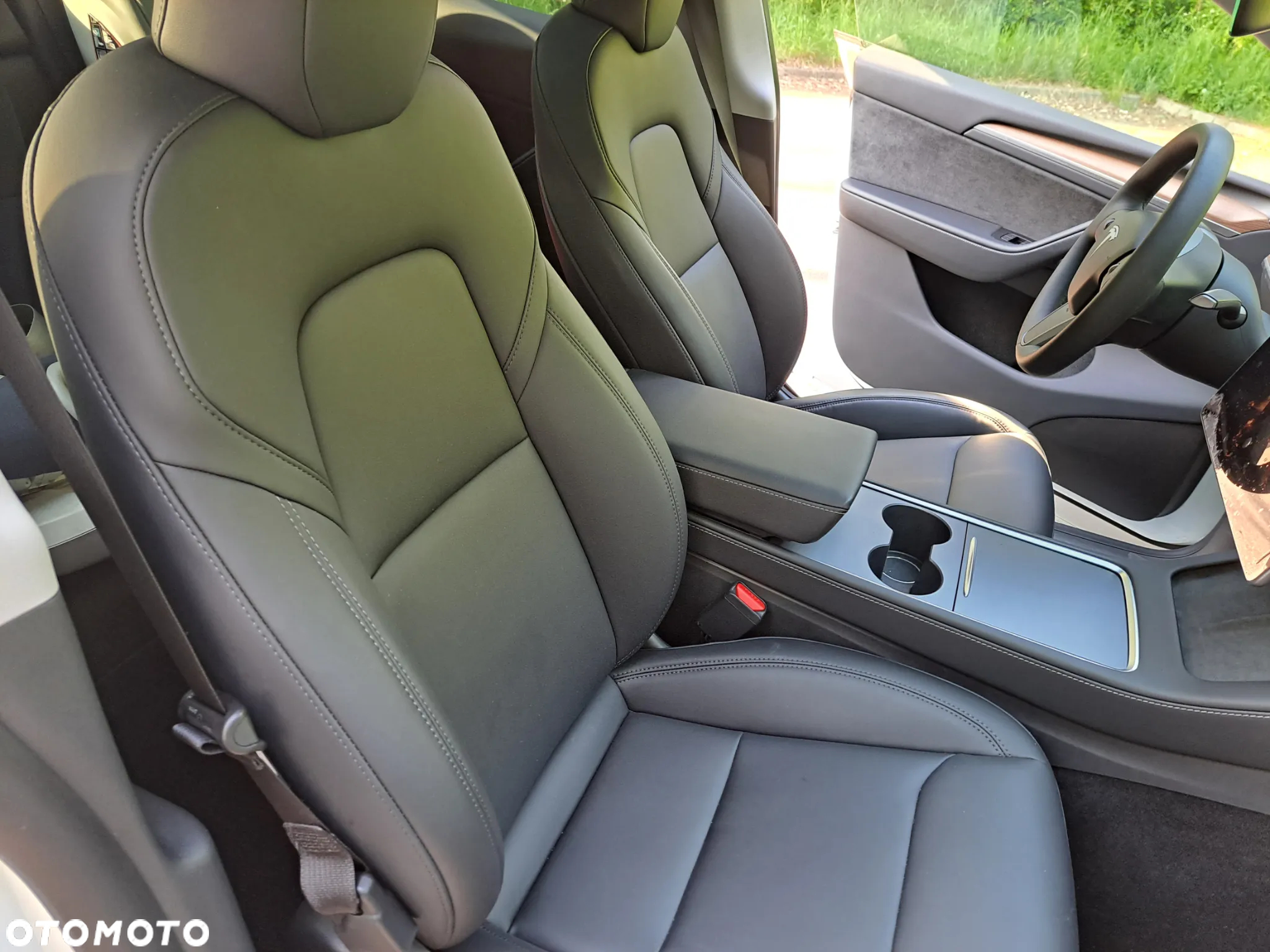 Tesla Y Model Long Range Dual Motor AWD - 10