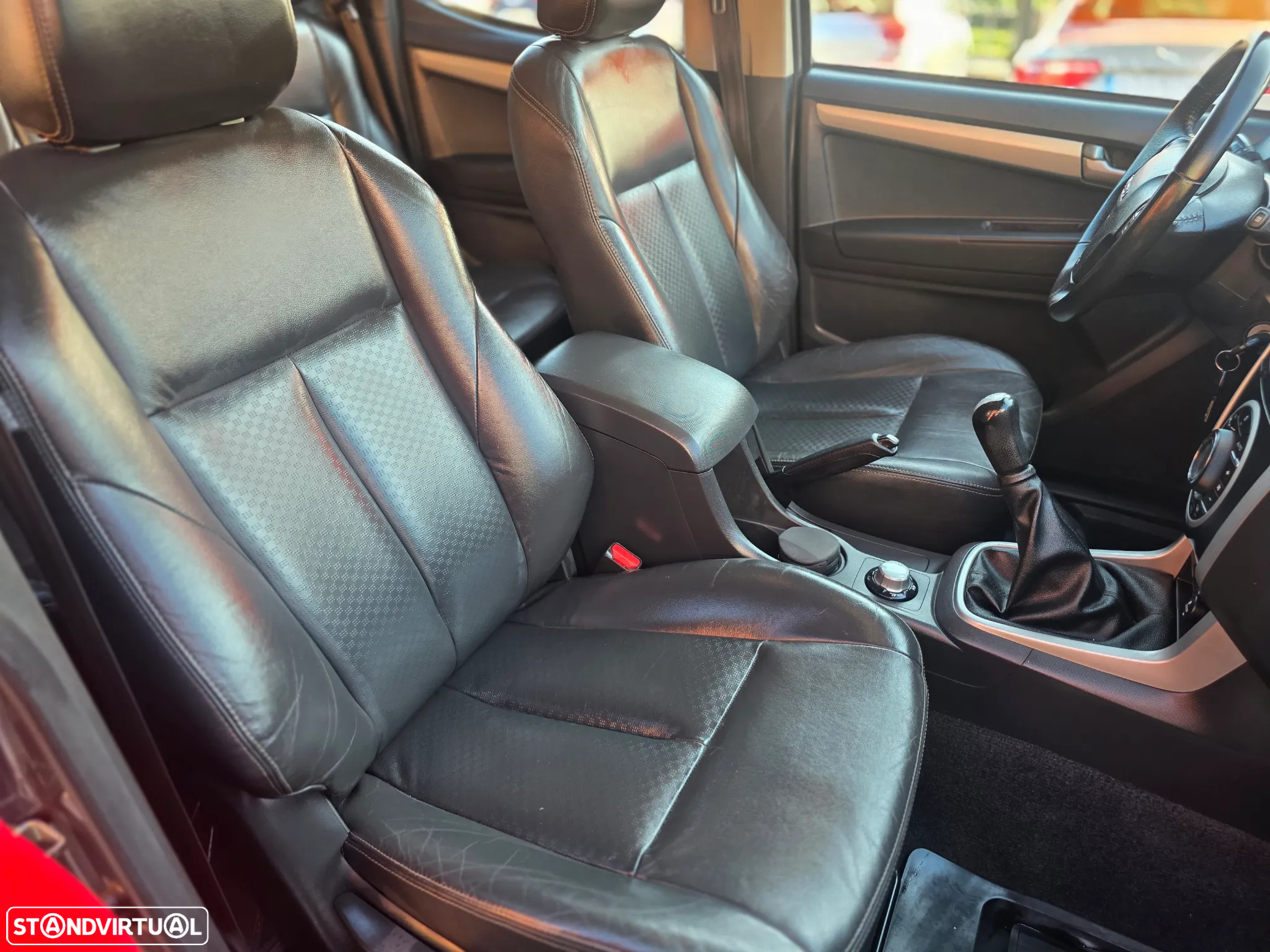 Isuzu D-Max 2.5 DTi CD 4WD LS Sport Edition - 25