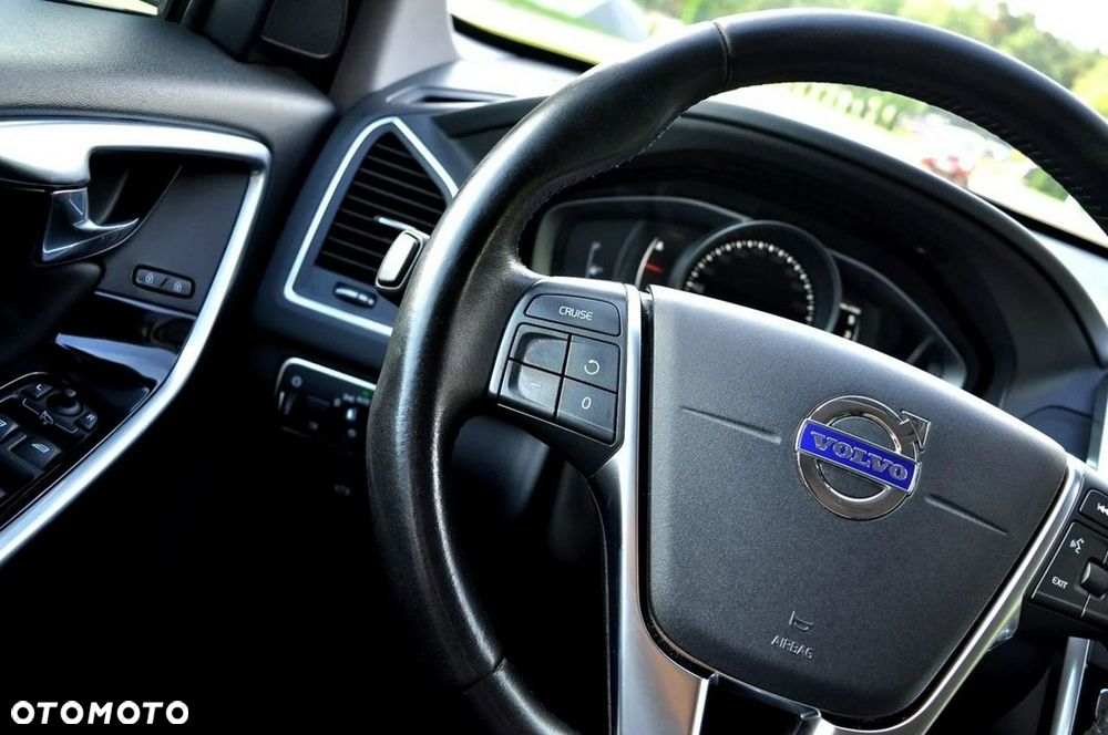 Volvo XC 60 D4 Summum - 35