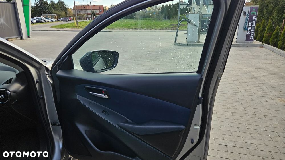 Mazda 2 SKYACTIV-D 105 Center-Line - 35