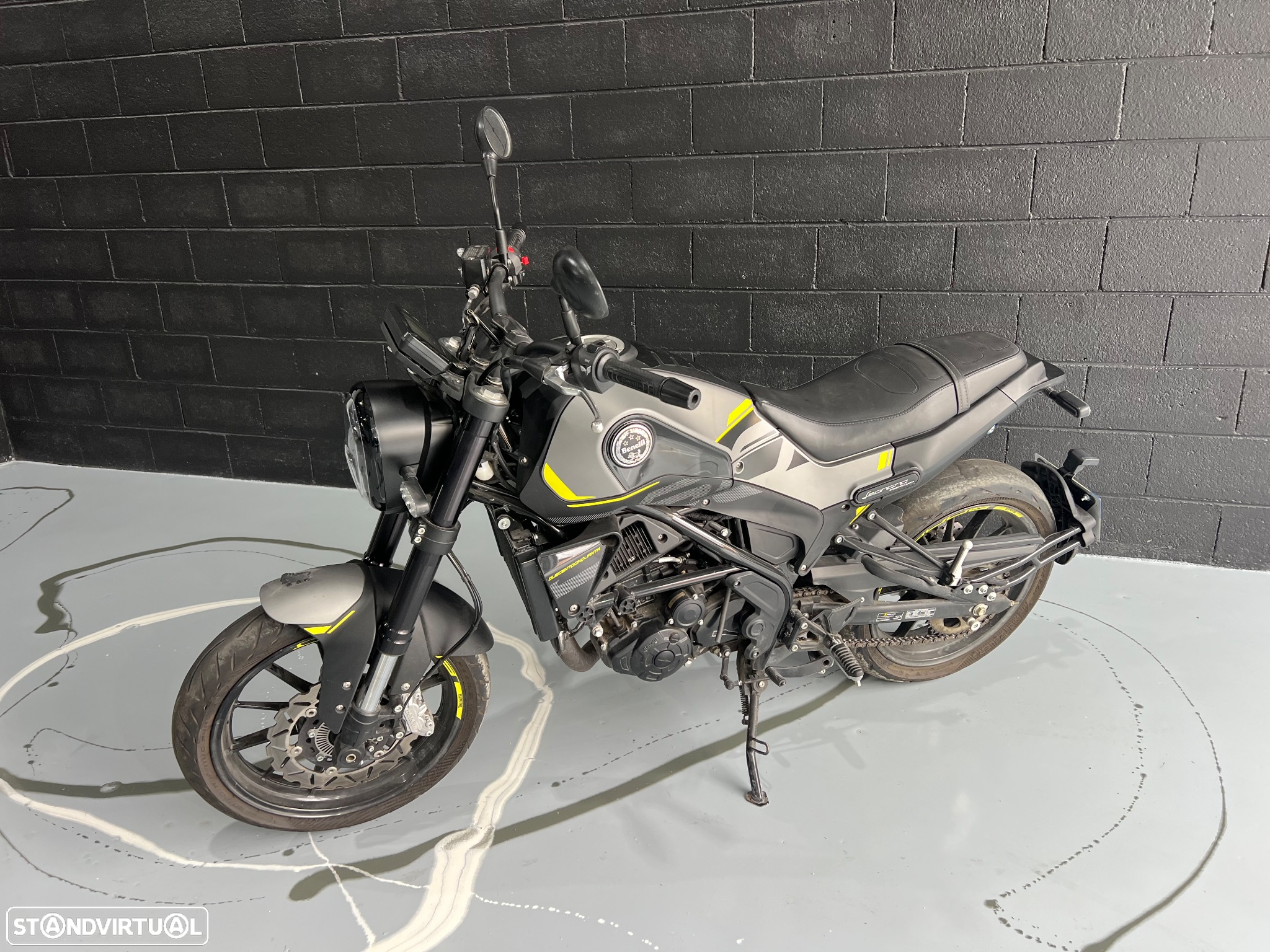 Benelli Leoncino LEONCINCO 250 - 2