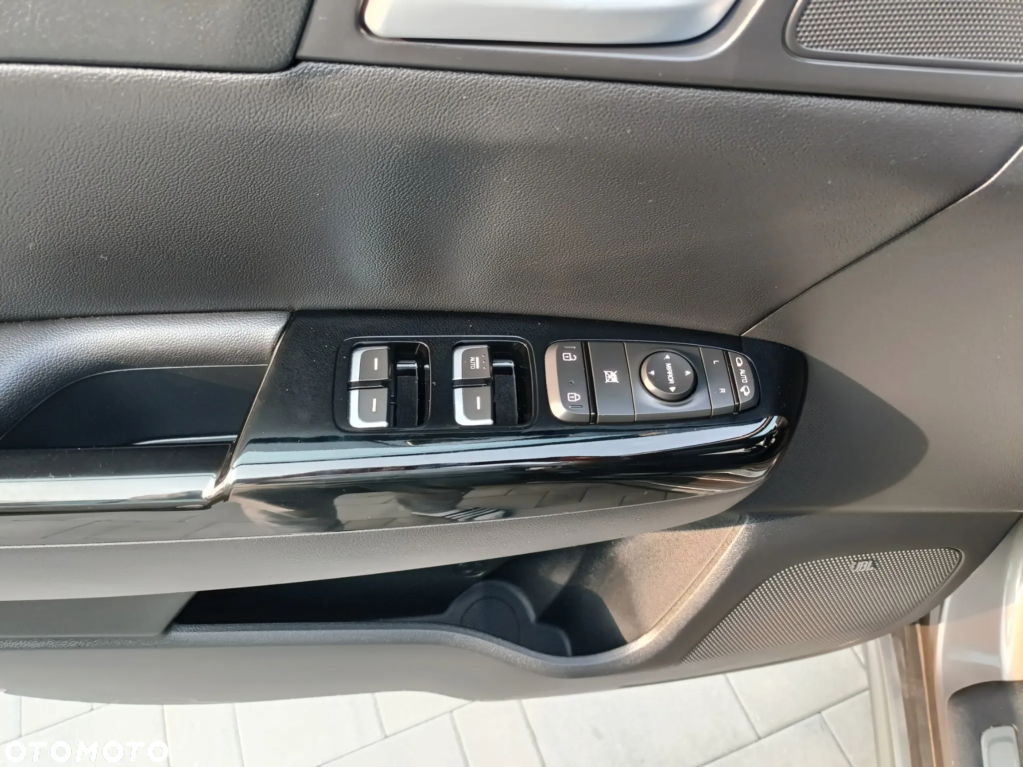 Kia Sportage 2,0 CRDI AWD GT Line - 26