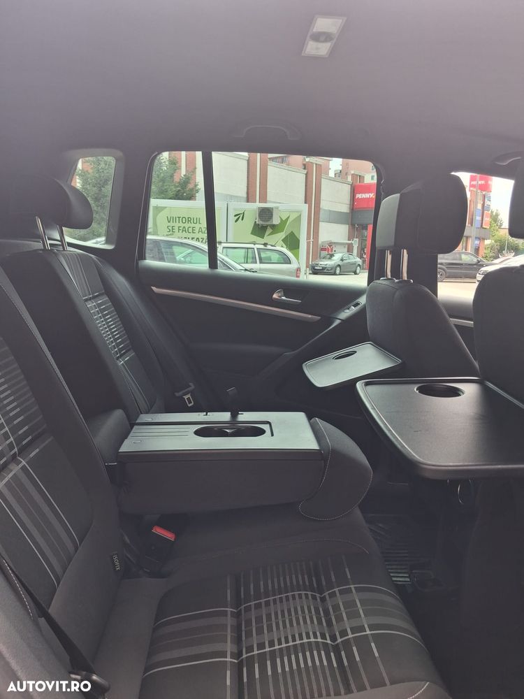 Volkswagen Tiguan 2.0 TDI DPF 4Mot Highline - 11