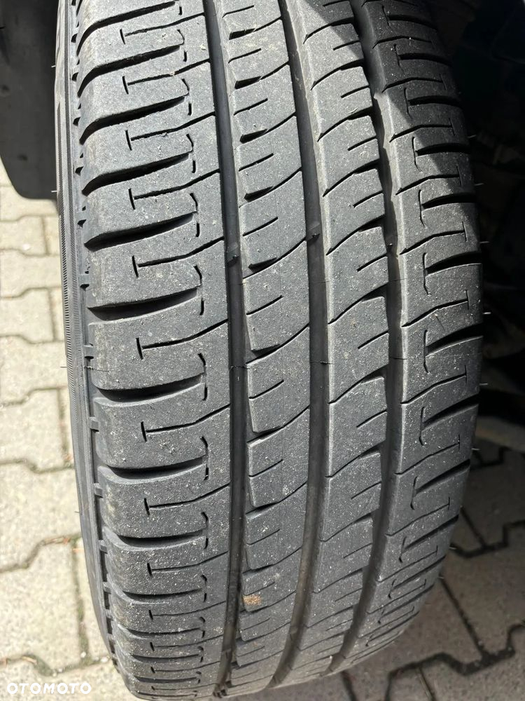 Mercedes-Benz SPRINTER - 27