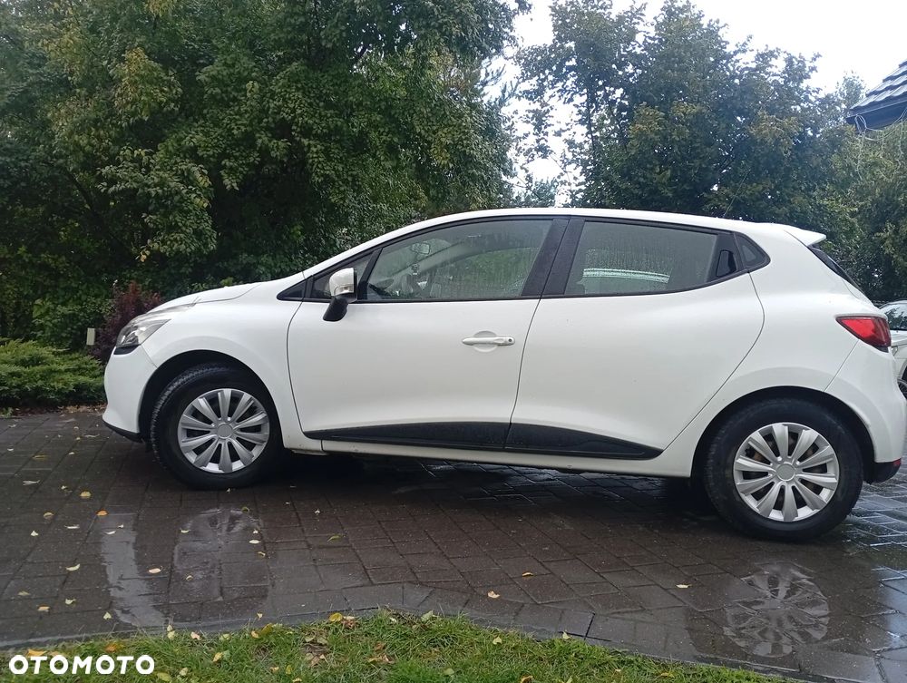 Renault Clio 1.2 16V Intens - 2