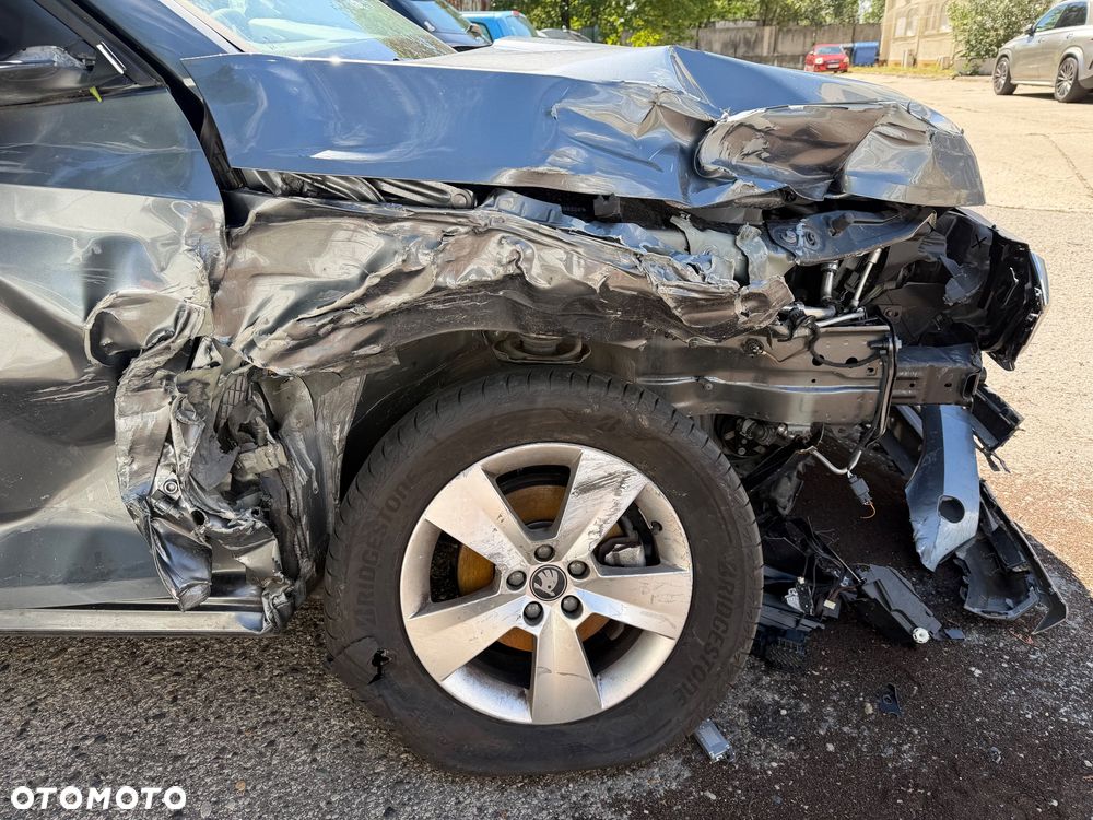 Skoda Kamiq 1.0 TSI Monte Carlo - 12