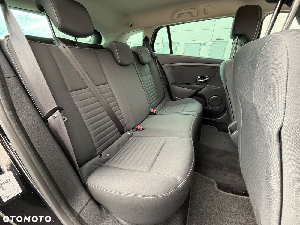 Renault Megane 1.5 dCi Energy Limited EU6 - 26