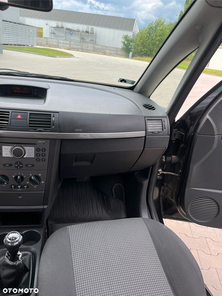 Opel Meriva 1.4 Cosmo - 32