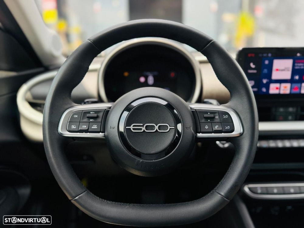 Fiat 600 1.2 Hybrid Pop - 16