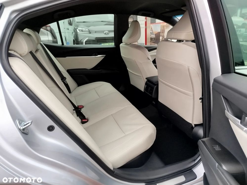 Toyota Camry 2.5 Hybrid Dynamic Force Prestige e-CVT - 17