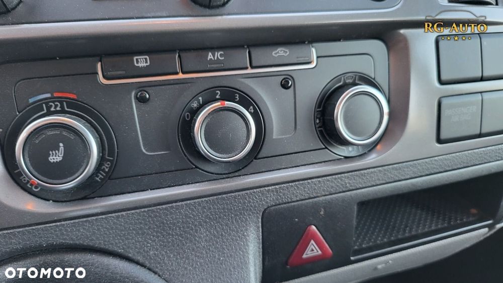 Volkswagen Transporter - 36