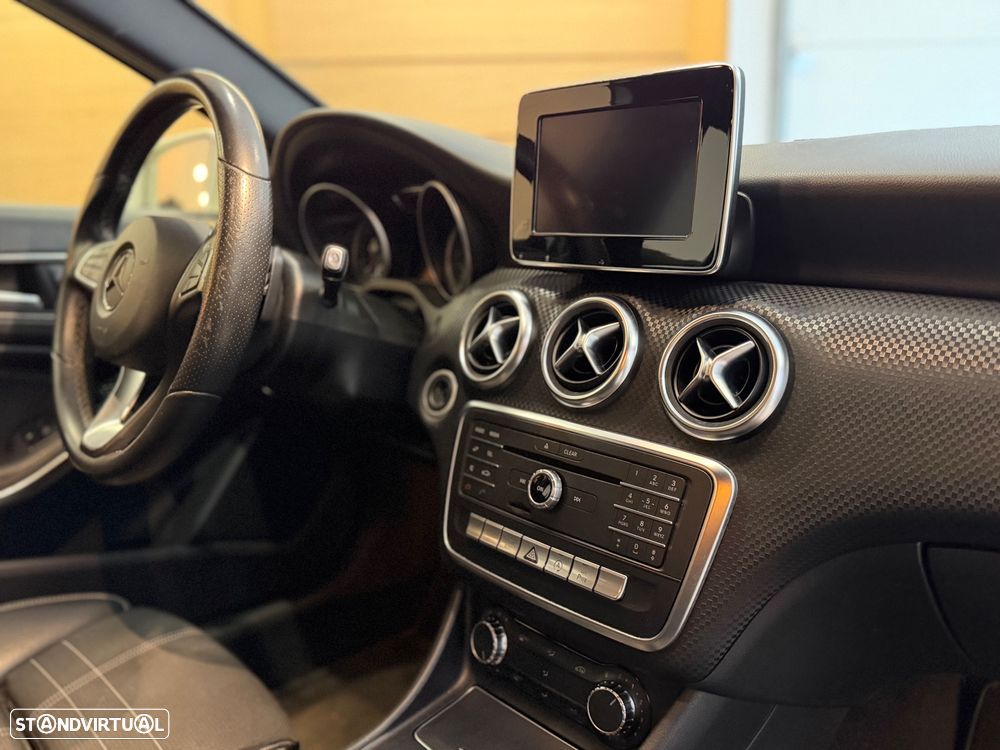 Mercedes-Benz A 160 d Urban Aut. - 10