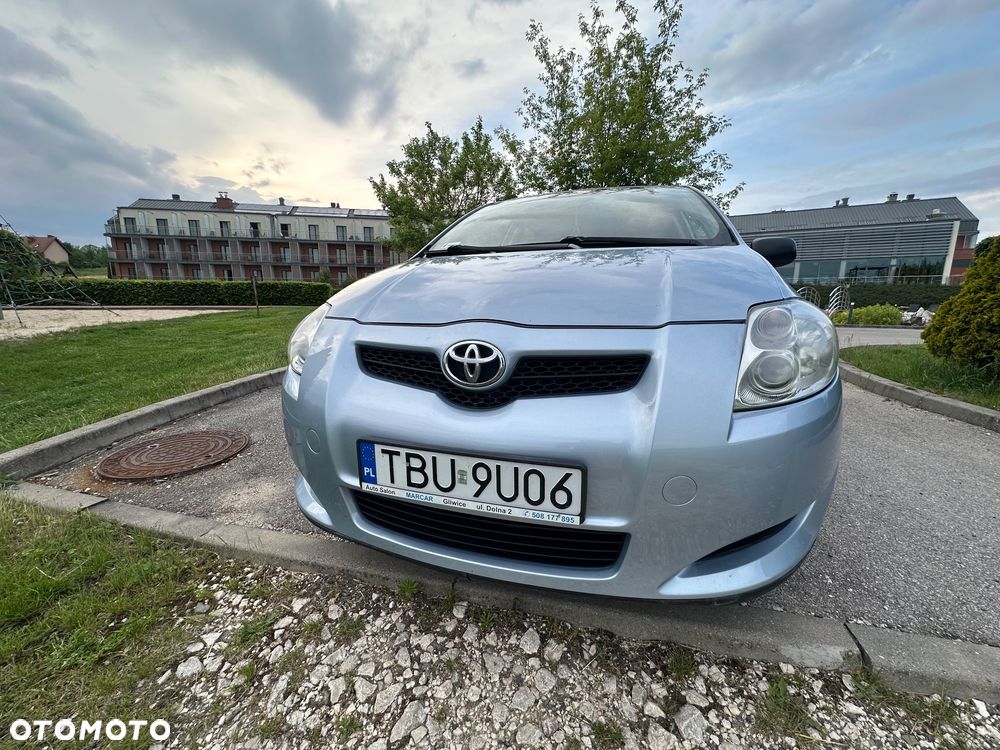 Toyota Auris 2.0 D-4D Life+ - 18
