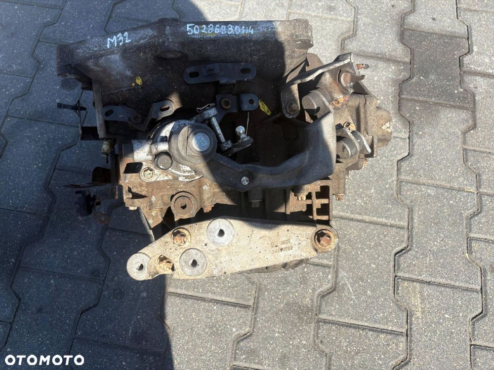 SKRZYNIA BIEGÓW 1.9 CDTI M32 OPEL OPEL ZAFIRA 2008 - 2