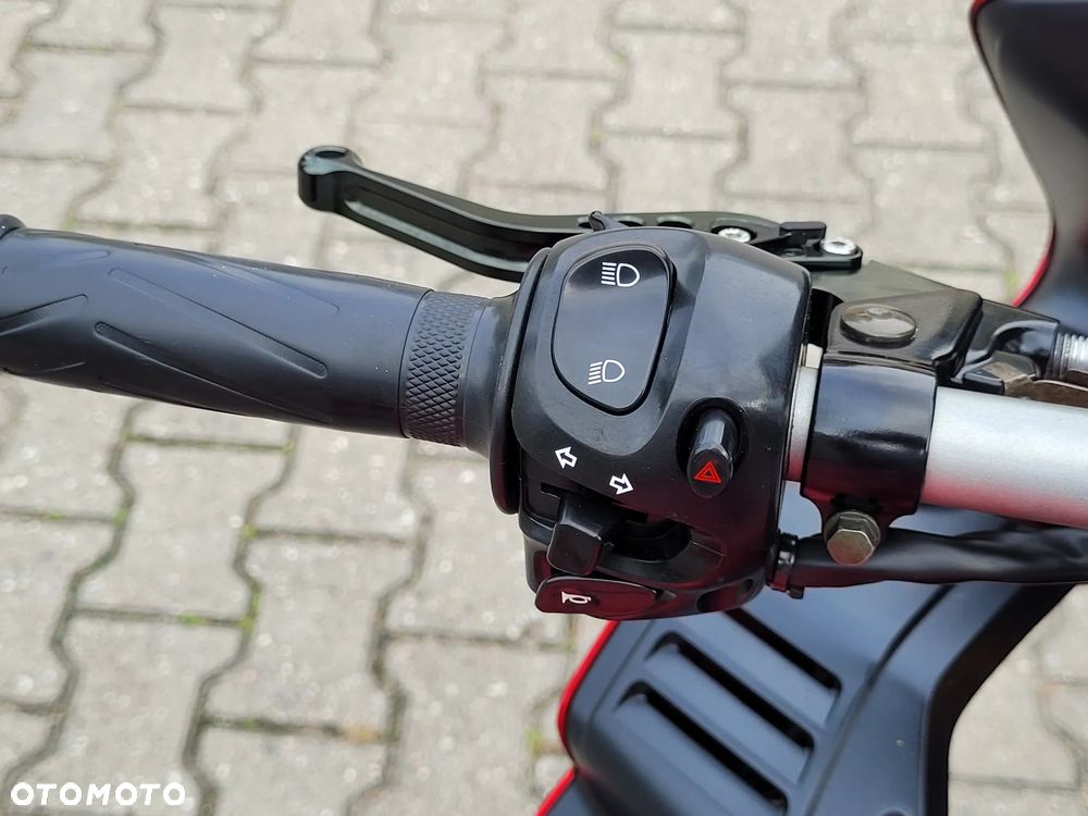 Yamaha FZ - 25
