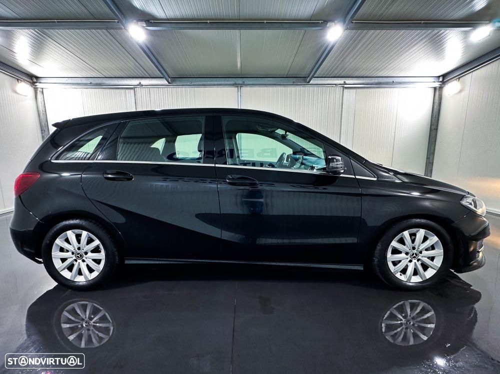 Mercedes-Benz B 180 d Urban - 12