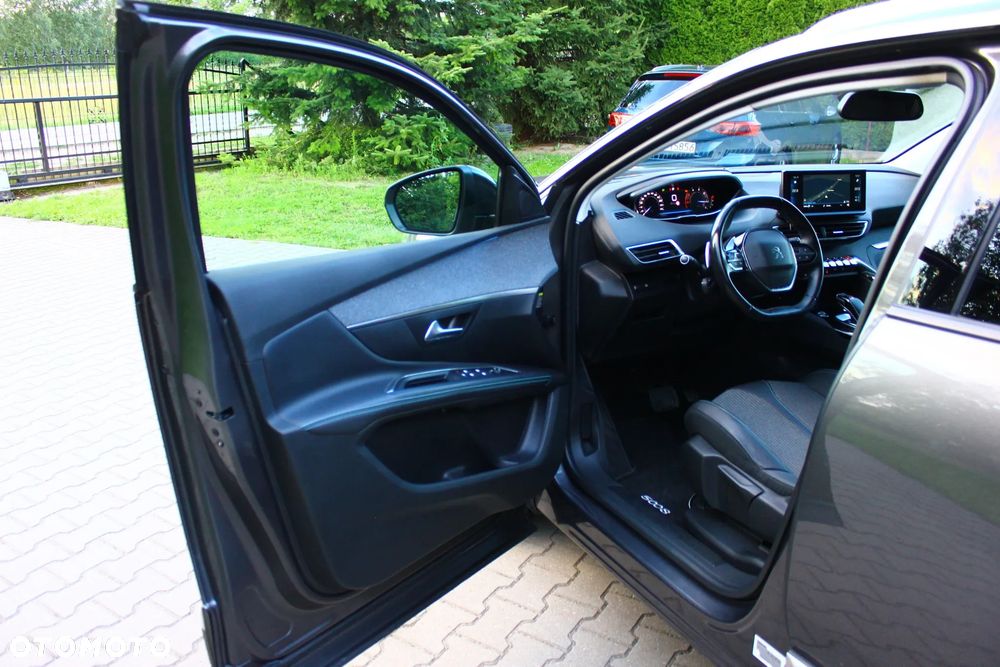 Peugeot 5008 BlueHDi 180 EAT8 Allure - 28