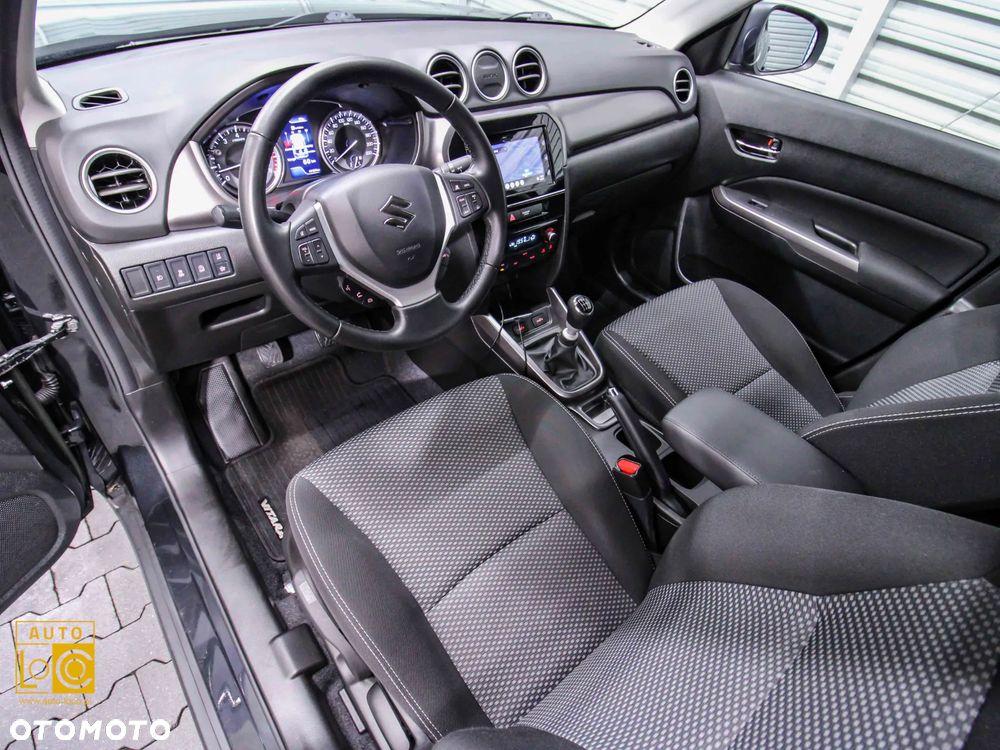 Suzuki Vitara 1.4 Boosterjet SHVS Premium 2WD - 17
